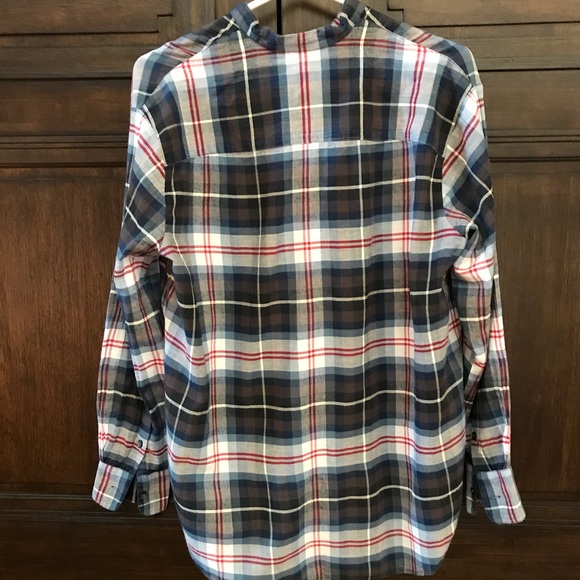 Madewell Hi-Lo Long Sleeve Plaid Shirt - Picture 3 of 5